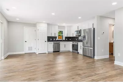 1400 E Sedgefield Drive, Winston-Salem, NC 27127 - Photo 23