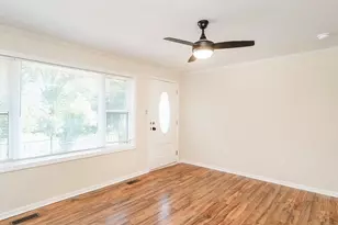 933 Graham St, Burlington, NC 27217 - Photo 9