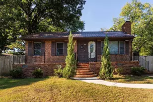 933 Graham St, Burlington, NC 27217 - Photo 1