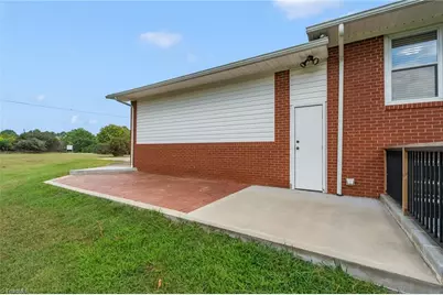 3827 Nc Highway 772, Walnut Cove, NC 27052 - Photo 31