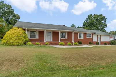 3827 Nc Highway 772, Walnut Cove, NC 27052 - Photo 3