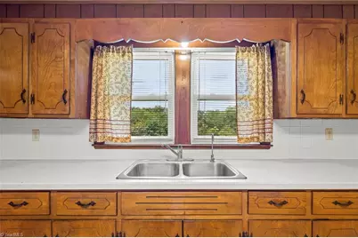 3827 Nc Highway 772, Walnut Cove, NC 27052 - Photo 11