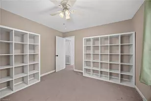 8116 Thorndike Rd, Greensboro, NC 27409 - Photo 17