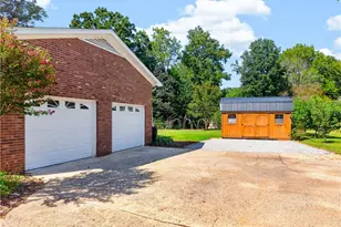 3936 Creekview Dr, Trinity, NC 27370 - Photo 41