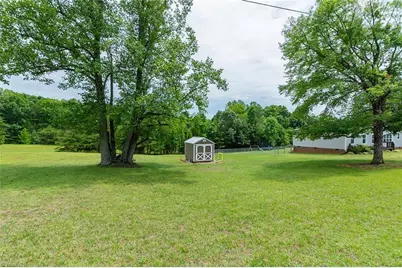 220 Bluejay Road, Reidsville, NC 27320 - Photo 5