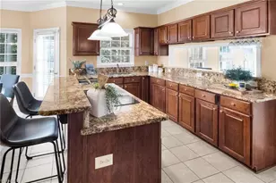 3204 Peninsula Dr, High Point, NC 27282 - Photo 13