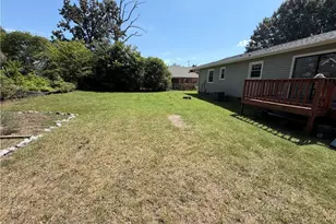 3017 Wendover Ave, Greensboro, NC 27405 - Photo 13