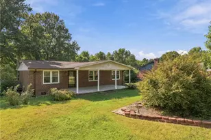 1203 Ranhurst Rd, McLeansville, NC 27301 - Photo 3