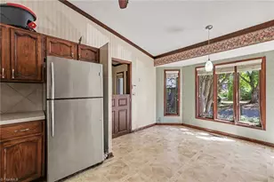 204 Ridgelea Ct, Winston-Salem, NC 27104 - Photo 9
