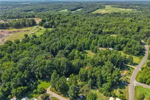 135 3rd Ct, Reidsville, NC 27320 - Photo 3