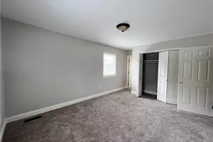 310 Woodlake Dr, Greensboro, NC 27406 - Photo 13