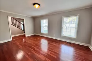 310 Woodlake Dr, Greensboro, NC 27406 - Photo 3