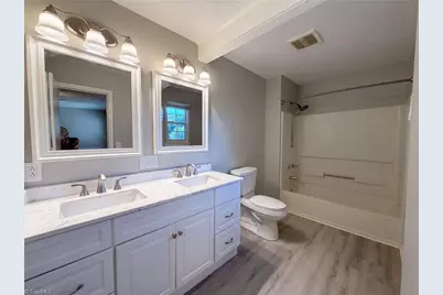 2219 Shadow Valley Road #E, High Point, NC 27265 - Photo 15