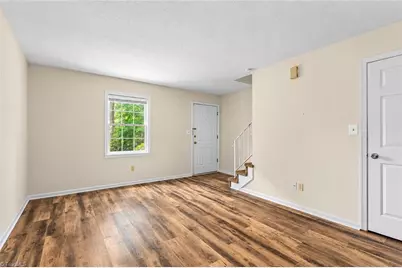 4000 S Bend Drive, Winston-Salem, NC 27107 - Photo 5