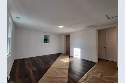 803 Mobile Street, High Point, NC 27260 - Photo 9