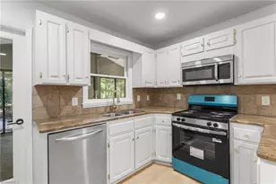 3616 Cedar Trail, Thomasville, NC 27360 - Photo 13