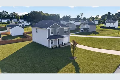 806 Fox Laurel Court, Asheboro, NC 27205 - Photo 3