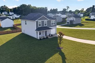 806 Fox Laurel Ct, Asheboro, NC 27205 - Photo 3