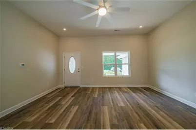 5705 Marshallgate Drive, Winston-Salem, NC 27105 - Photo 7