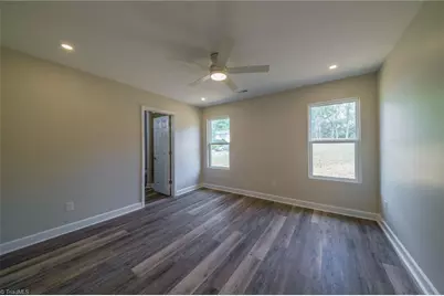5705 Marshallgate Drive, Winston-Salem, NC 27105 - Photo 5