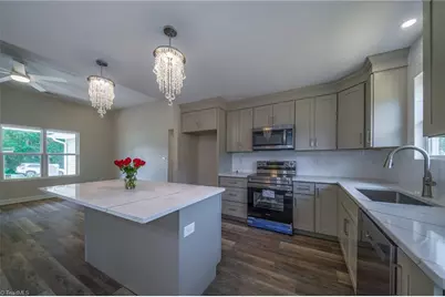 5705 Marshallgate Drive, Winston-Salem, NC 27105 - Photo 13