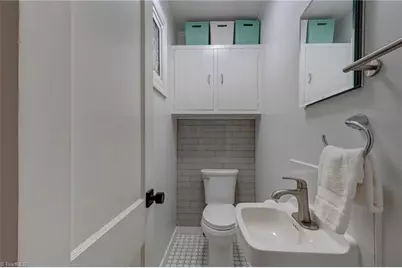 930 Borders Terrace, Greensboro, NC 27401 - Photo 21