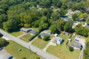 1911 Tucker St, Burlington, NC 27215 - Photo 45