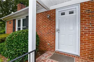 3538 Lawndale Dr, Greensboro, NC 27408 - Photo 3