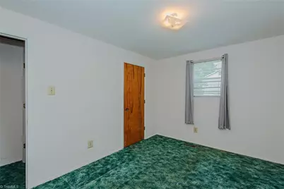 469 Lakeview Drive, Burlington, NC 27215 - Photo 21