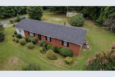 469 Lakeview Drive, Burlington, NC 27215 - Photo 49