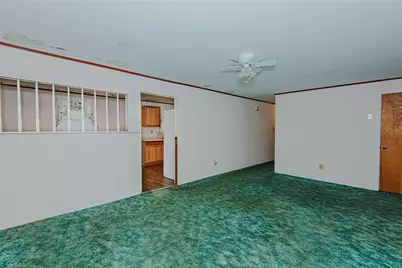 469 Lakeview Drive, Burlington, NC 27215 - Photo 15