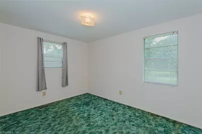 469 Lakeview Drive, Burlington, NC 27215 - Photo 19