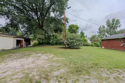 469 Lakeview Drive, Burlington, NC 27215 - Photo 35