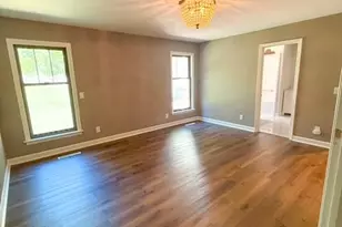 4706 Horseshoe Ln, Greensboro, NC 27410 - Photo 13