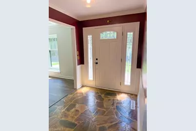 4706 Horseshoe Lane, Greensboro, NC 27410 - Photo 7