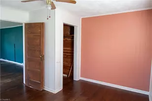 149 Gilreath Brook St, North Wilkesboro, NC 28659 - Photo 23