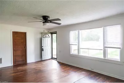 149 Gilreath Brook Street, North Wilkesboro, NC 28659 - Photo 9