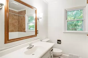 1527 Sherwood Dr, Burlington, NC 27215 - Photo 29