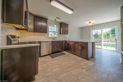 6132 Birkdale Drive, High Point, NC 27265 - Photo 9
