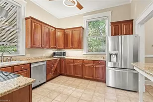 521 Patrick St, Eden, NC 27288 - Photo 9