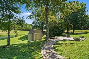 132 Putt-Putt Ln, New London, NC 28127 - Photo 19