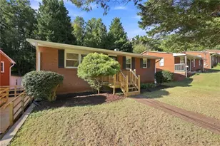 1664 NE 23rd St, Winston-Salem, NC 27105 - Photo 3