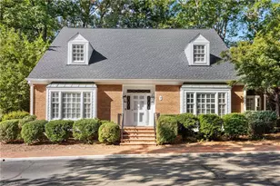 7 Ashton Square, Greensboro, NC 27408 - Photo 1