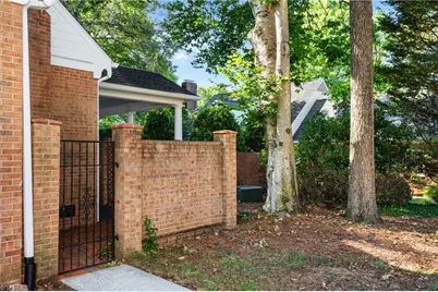 7 Ashton Square, Greensboro, NC 27408 - Photo 39