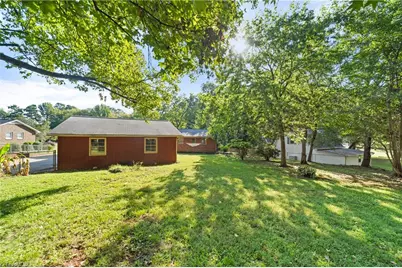 2909 Marlborough Road, Burlington, NC 27215 - Photo 35