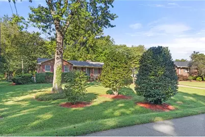 2909 Marlborough Road, Burlington, NC 27215 - Photo 3