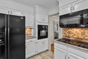3708 Rhynewood Dr, Greensboro, NC 27410 - Photo 11