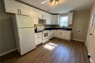1413 Gracewood Dr, Greensboro, NC 27408 - Photo 7