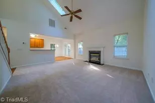 5536 Reynolda Rd, Winston-Salem, NC 27106 - Photo 17