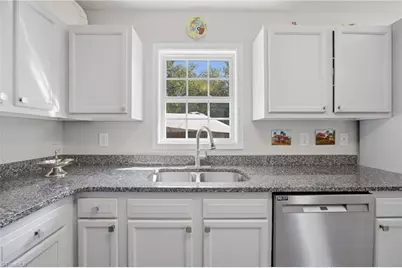 130 Garden Street, Thomasville, NC 27360 - Photo 21
